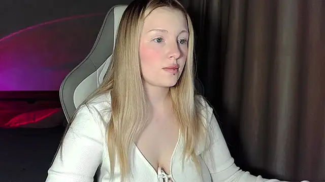 x ivy x online show from February 2026 03:53:01 PM