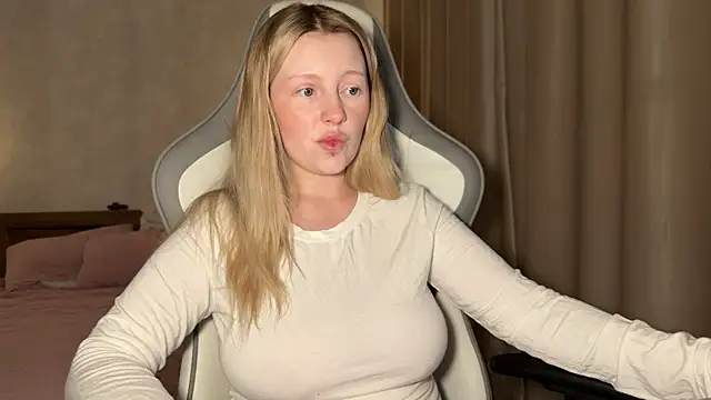 x ivy x online show from October 2025 04:39:01 PM