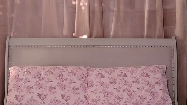 MariaMilan online show from June 2026 03:56:01 AM