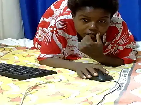 Snapshot of Sexy_kienyeji chatting on March 2025 03:54:01 PM Sexy kienyeji online show from March 2025 03:54:01 PM