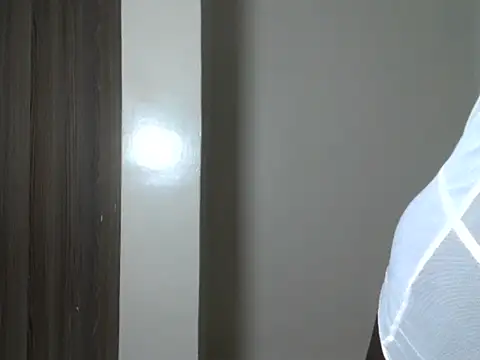 Adorarissa online show from April 2026 11:28:02 AM