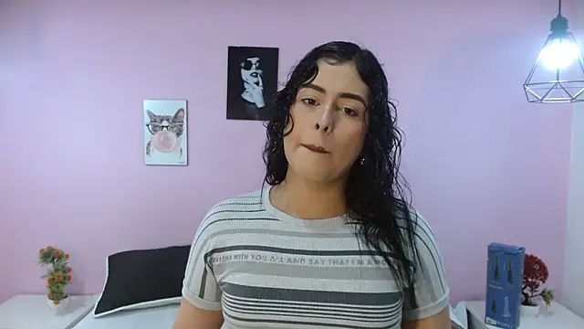 adaraacox online show from February 2025 02:04:02 PM