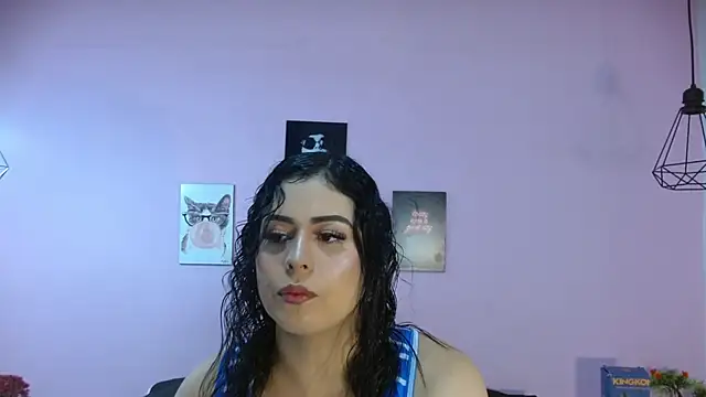 adaraacox online show from January 2025 02:07:01 PM