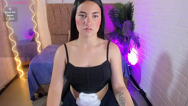 Chiara tay online show from October 2025 07:36:01 PM
