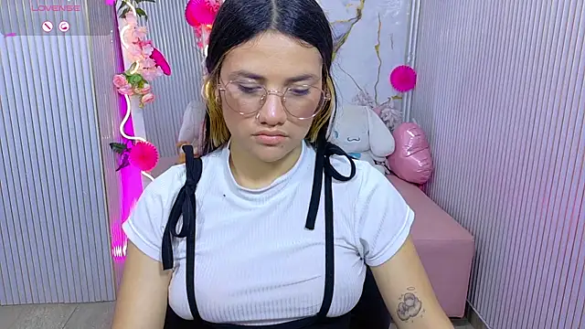 Chiara tay online show from July 2026 07:10:01 PM