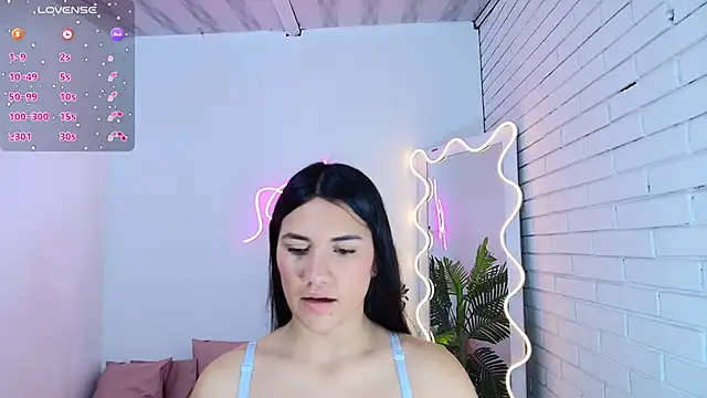 Chiara tay online show from March 2025 03:59:02 AM