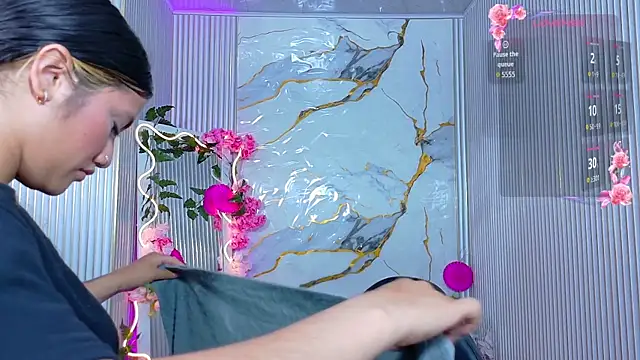 Chiara tay online show from July 2026 07:07:02 PM