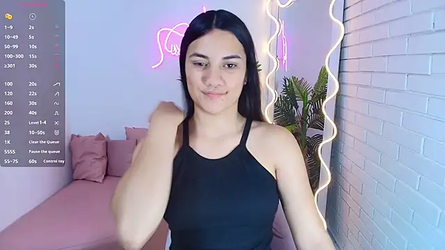 Chiara tay online show from March 2025 04:19:01 AM