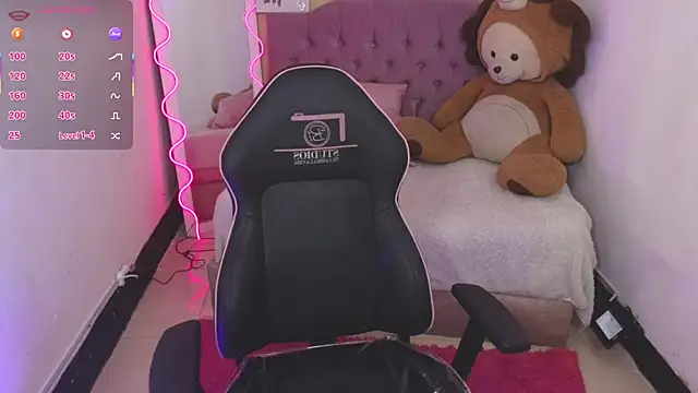 Chiara tay online show from November 2025 03:21:02 AM