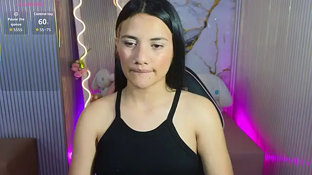 Chiara tay online show from April 2026 07:29:04 PM