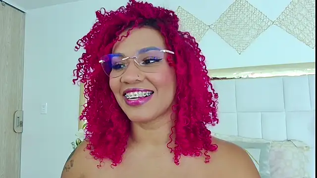 RubyRossel online show from March 2025 06:01:01 PM
