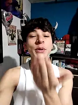 Luke Howland online show from November 2025 06:19:01 PM