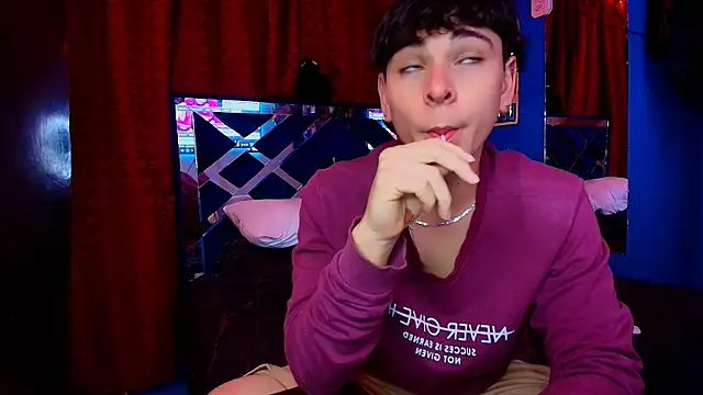 Luke Howland online show from February 2026 02:01:02 AM