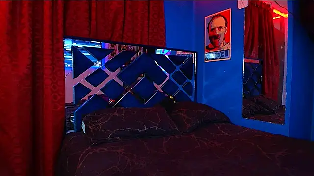 Luke Howland online show from October 2025 01:57:01 AM