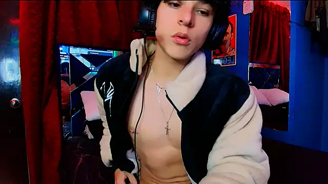 Luke Howland online show from January 2026 01:01:02 AM