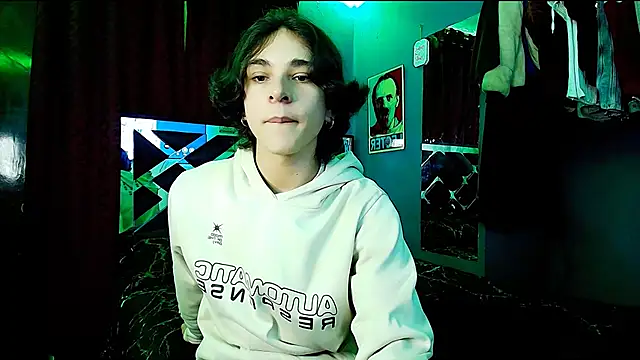Luke Howland online show from March 2025 09:21:02 PM