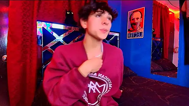 Luke Howland online show from December 2025 12:54:02 AM