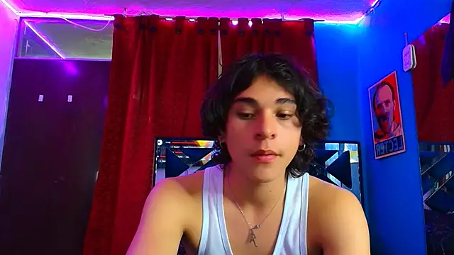 Luke Howland online show from February 2025 03:48:01 AM