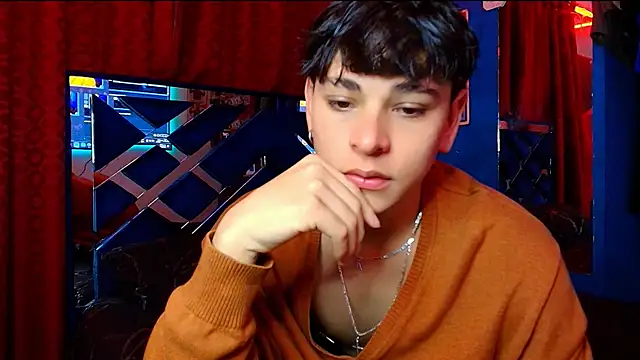 Luke Howland online show from September 2025 10:16:02 PM