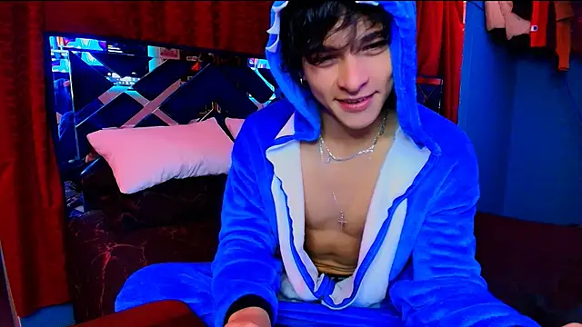 Luke Howland online show from January 2026 01:12:02 AM