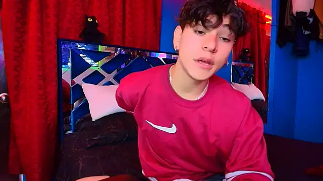 Luke Howland online show from April 2026 02:10:02 PM