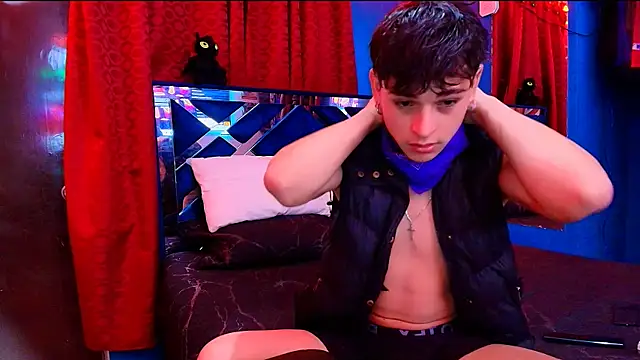 Luke Howland online show from February 2026 02:41:01 AM