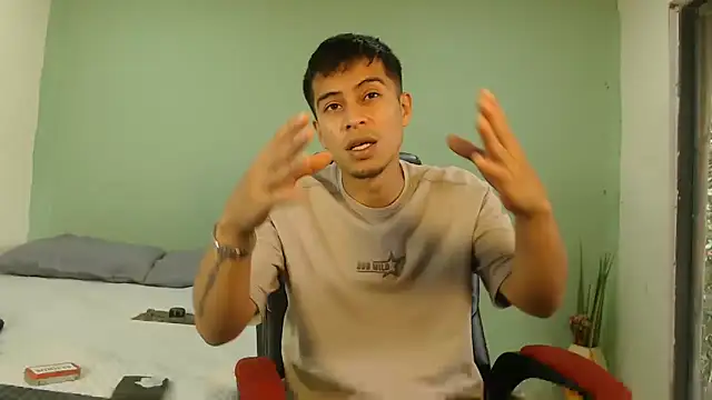 danielitopapuu online show from February 2026 02:39:02 PM