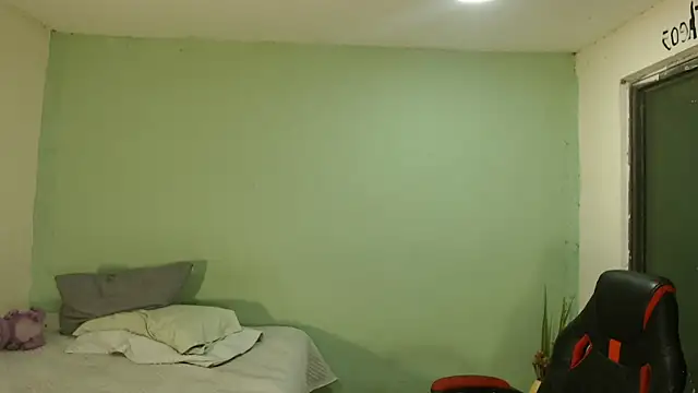 danielitopapuu online show from February 2026 11:59:02 PM