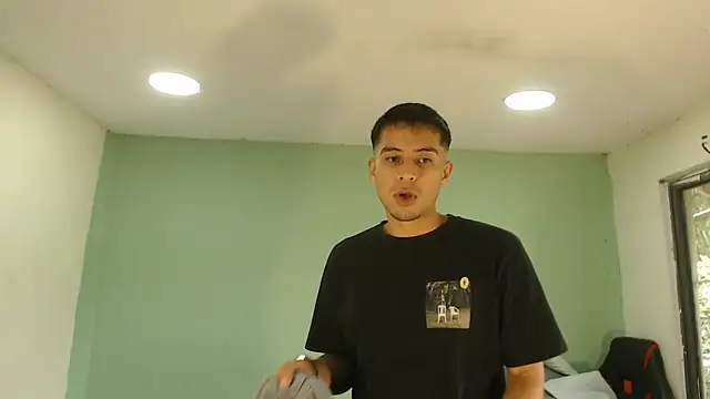 danielitopapuu online show from February 2026 04:15:01 PM