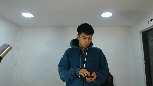 danielitopapuu online show from October 2025 11:34:01 AM
