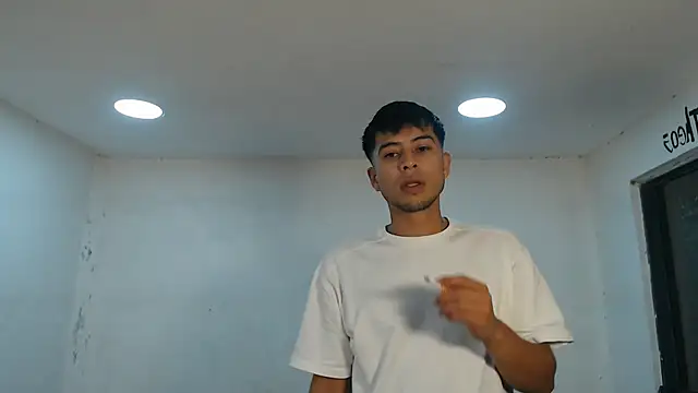 danielitopapuu online show from October 2025 10:58:01 AM