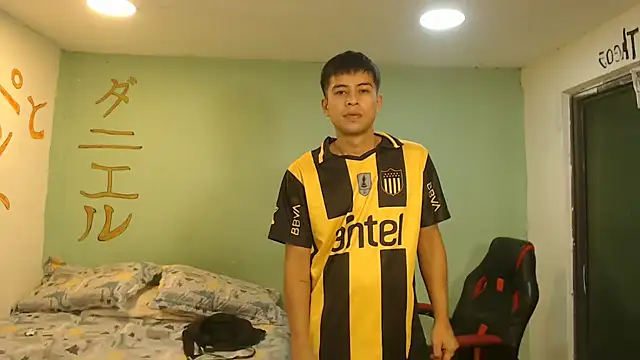 danielitopapuu online show from July 2026 10:59:01 AM