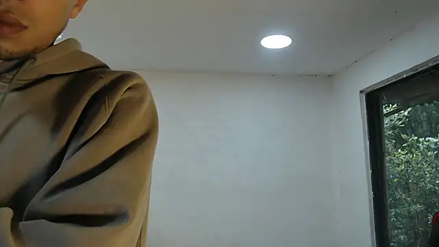 danielitopapuu online show from October 2025 12:06:02 PM