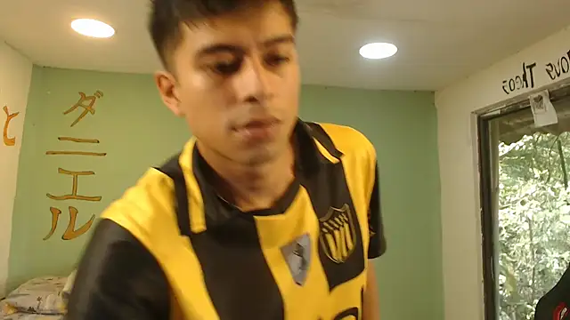 danielitopapuu online show from July 2026 03:56:01 PM
