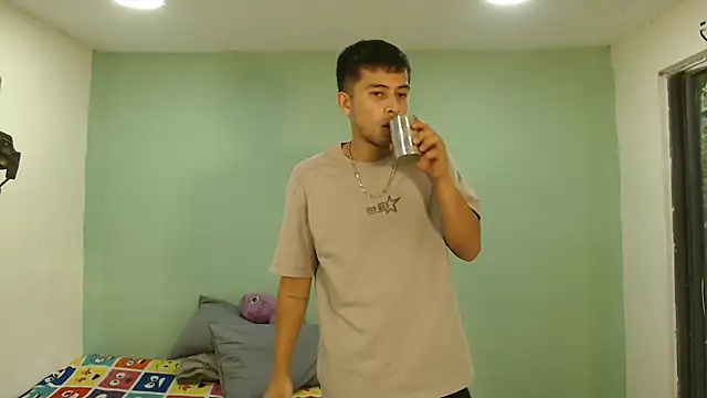 danielitopapuu online show from November 2025 09:59:01 PM