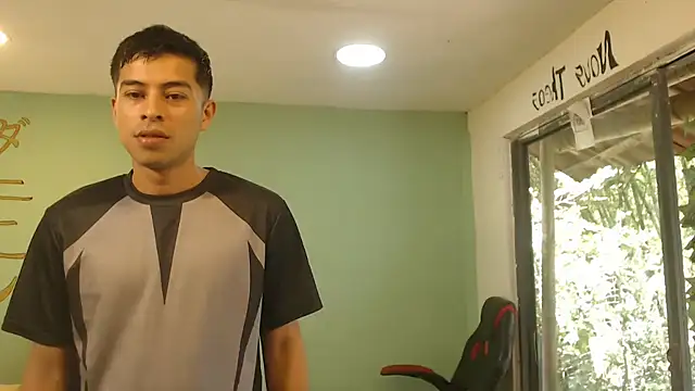 danielitopapuu online show from July 2026 04:03:02 PM