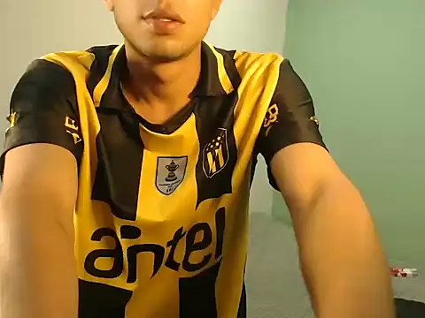 danielitopapuu online show from November 2025 04:00:02 AM