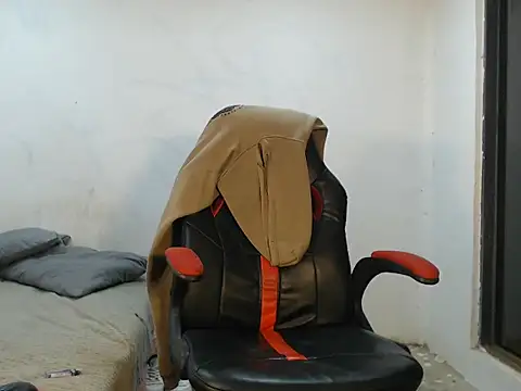 danielitopapuu online show from October 2025 12:42:01 AM