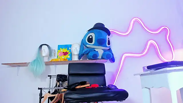 mistres sammy online show from November 2025 08:35:02 PM