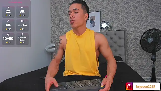 Bryson Collins  online show from September 2025 11:20:02 PM