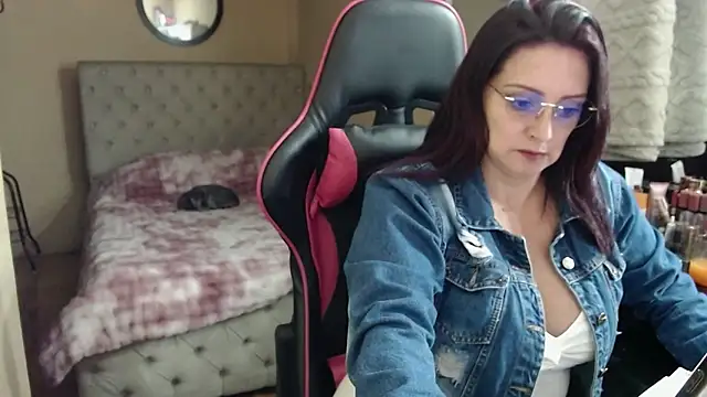 Snapshot of Carol_Scottt chatting on June 2026 10:14:01 PM Carol Scottt online show from June 2026 10:14:01 PM