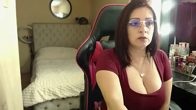 Carol Scottt online show from February 2026 03:44:01 PM