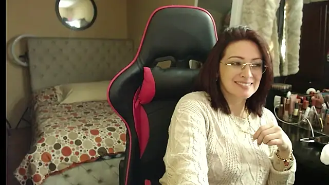 Carol Scottt online show from October 2025 08:48:02 AM