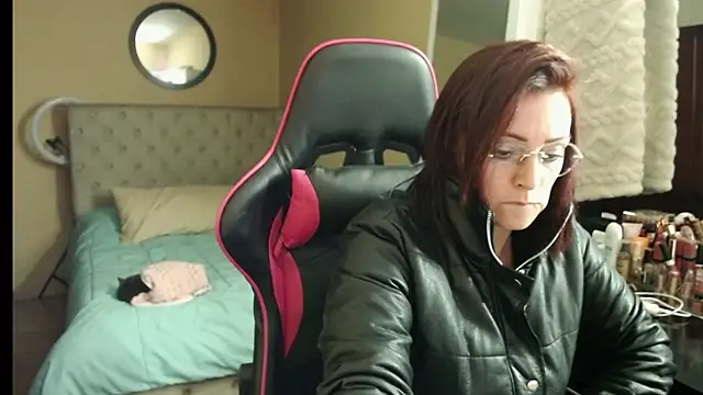 Carol Scottt online show from September 2025 11:12:02 PM