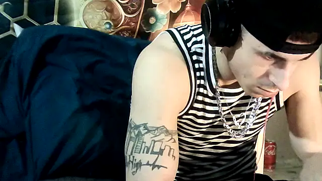 --D-a-D-D-y- online show from November 2025 07:45:02 AM