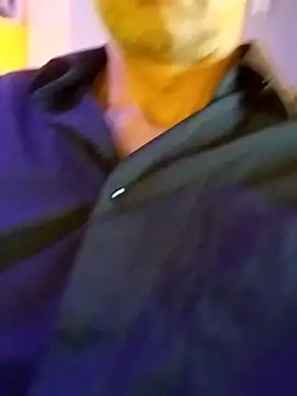 McdyllanXX online show from October 2025 03:57:02 PM