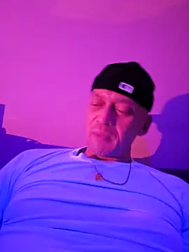 McdyllanXX online show from March 2025 10:42:01 PM