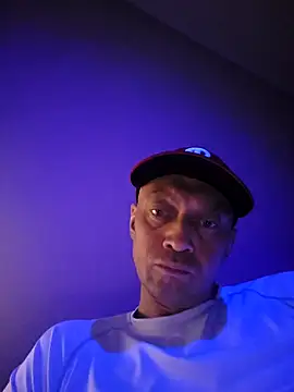 McdyllanXX online show from February 2025 08:53:02 PM