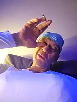 McdyllanXX online show from March 2025 09:41:02 PM