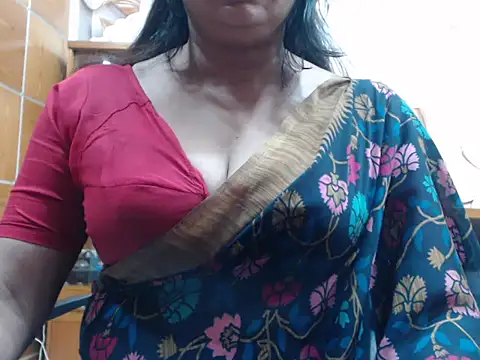 Snapshot of desi-maisa130 chatting on July 2026 04:31:01 PM desi-maisa130 online show from July 2026 04:31:01 PM